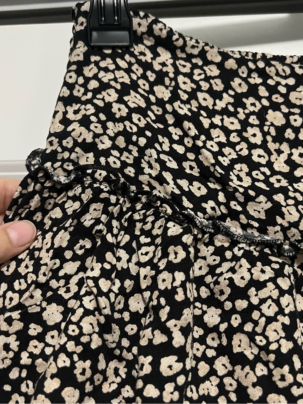 Urban Romantics Leopard Print Ruffled Mini Skort - Picture 3 of 6